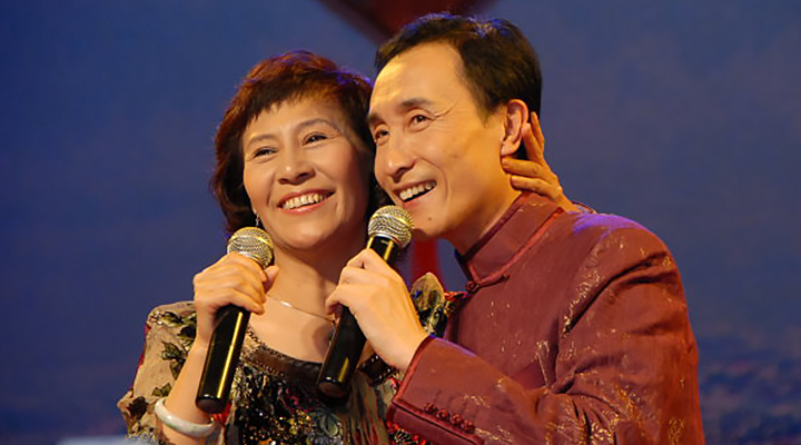 舞臺上的“小男人”——鞏漢林 3030說 小品 相聲 美麗的尷尬 金珠 趙麗蓉 唐杰忠 鞏漢林 3030說  第4張 舞臺上的“小男人”——鞏漢林 3030說 小品 相聲 美麗的尷尬 金珠 趙麗蓉 唐杰忠 鞏漢林 3030說  第4張