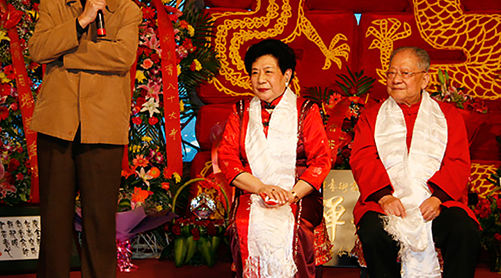 侯寶林與謝東的“父子關系” 3030說 相聲 侯耀文 侯耀華 王朔 馬增芬 馬連登 單弦 馬增蕙 謝東 侯寶林 3030說  第2張 侯寶林與謝東的“父子關系” 3030說 相聲 侯耀文 侯耀華 王朔 馬增芬 馬連登 單弦 馬增蕙 謝東 侯寶林 3030說  第2張