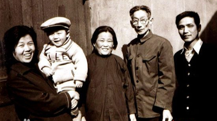 馬志明(相聲第六代傳人上) 朱闊泉徒弟 馬三立兒子 馬志明 名家堂  第1張 馬志明(相聲第六代傳人上) 朱闊泉徒弟 馬三立兒子 馬志明 名家堂  第1張