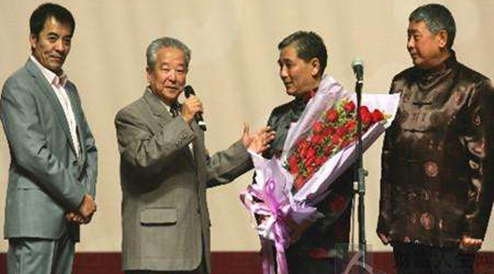 馬敬伯(相聲第六代傳人下) 侯一塵徒弟 馬敬伯 名家堂  第1張 馬敬伯(相聲第六代傳人下) 侯一塵徒弟 馬敬伯 名家堂  第1張