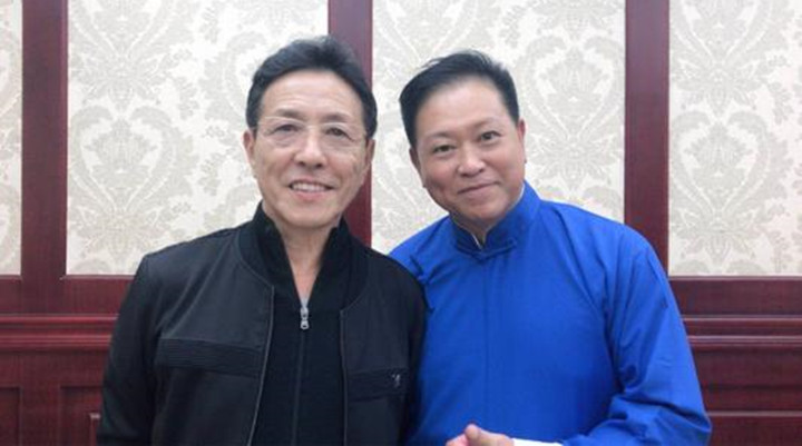 常寶豐(相聲第六代傳人) 中國曲藝協(xié)會(huì)會(huì)員 九爺 馬三立徒弟 常寶豐 名家堂  第2張 常寶豐(相聲第六代傳人) 中國曲藝協(xié)會(huì)會(huì)員 九爺 馬三立徒弟 常寶豐 名家堂  第2張