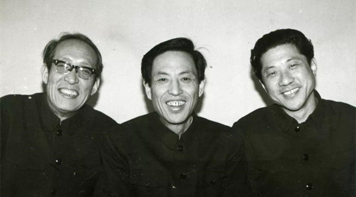 常寶霖(相聲第六代傳人) 侯一塵徒弟 常派相聲 二蘑菇 常寶霖 名家堂  第1張 常寶霖(相聲第六代傳人) 侯一塵徒弟 常派相聲 二蘑菇 常寶霖 名家堂  第1張